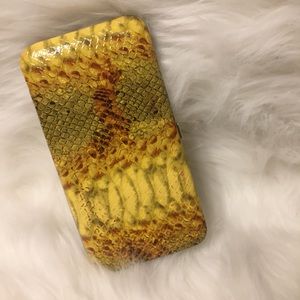 🏵 Yellow Snakeskin Hard Wallet
